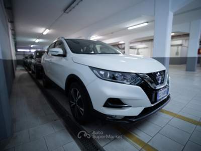 Nissan Qashqai 1.3 dig-t Acenta Premium 140cv Bianco usata Torino