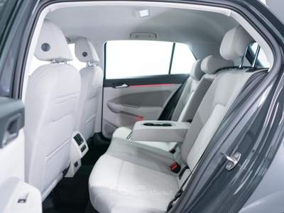 Volkswagen Golf 1.4 TSi eHybrid Style 204CV DSG Grigio usata Torino