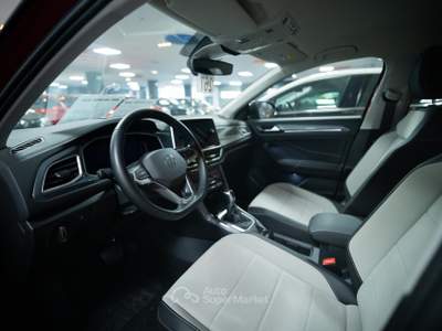 Volkswagen T-Roc 1.5 tsi Style dsg Rosso usata Torino