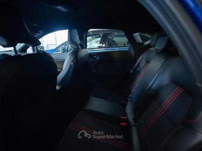Renault Captur 1.6 E-Tech hybrid RS Line 145cv auto Blu/Azzurro usata Torino