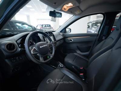 Dacia Spring Extreme Electric 65 (48kW) Verde usata Torino