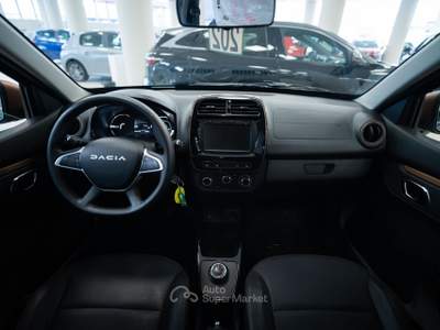 Dacia Spring Extreme Electric 65 (48kW) Verde usata Torino