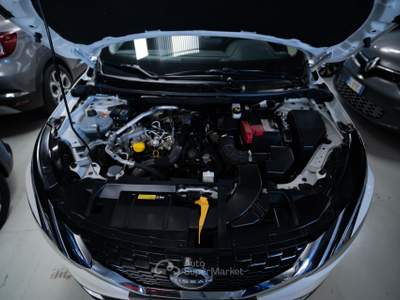 Nissan Qashqai III 2021 1.3 mhev N-Connecta 2wd 140cv Bianco usata Torino