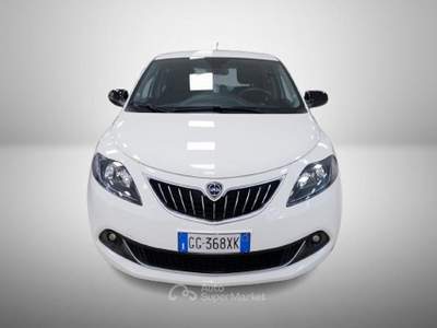 Lancia Ypsilon 1.0 firefly hybrid Gold s&s 70cv Bianco usata Torino