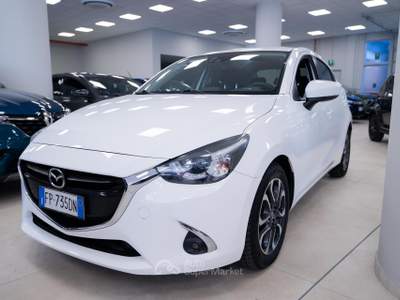 Mazda 2 2 1.5d Exceed 105cv my17 Bianco usata Torino
