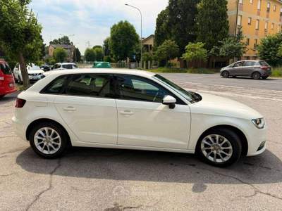 Audi A3 Sportback 1.6 tdi Ambition , Neopatentati , Cinghia fatta! Bianco usata Crevalcore