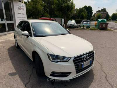 Audi A3 Sportback 1.6 tdi Ambition , Neopatentati , Cinghia fatta! Bianco usata Crevalcore