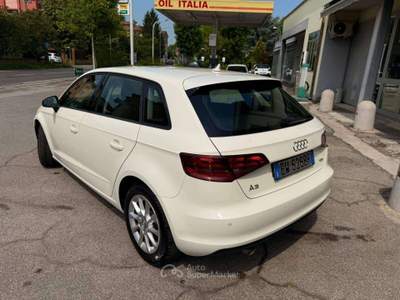 Audi A3 Sportback 1.6 tdi Ambition , Neopatentati , Cinghia fatta! Bianco usata Crevalcore