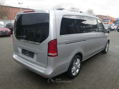 Mercedes-Benz Classe V 2016 Mercedes-Benz V250 CDI lungo 4Mat Avantgarde Led pelle Argento usata Merana