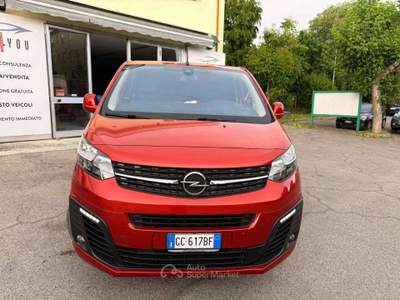 Opel Vivaro 2.0 d 177cv AUTO, 3 POSTI, RETROCAMERA, PORTA LATERALE Arancione usata Crevalcore