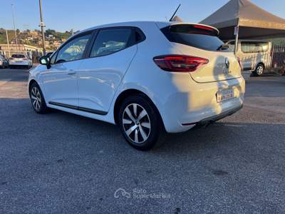 Renault Clio 5 porte Evolution Bianco usata QUARTO