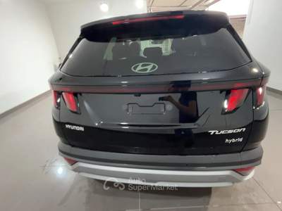 Hyundai Tucson HYUND TUCSON 1.6 HEV BUSINESS 2WD 239CV AUTO Tucson 1.6 hev Business 2wd 239cv auto Nero usata Roma