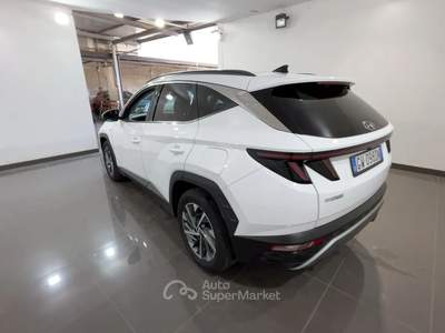 Hyundai Tucson HYUND TUCSON 1.6CRDI  XLINE MILD-HYBRID 2WD Tucson 1.6crdi  XLine Mild-Hybrid 2wd Bianco usata Roma