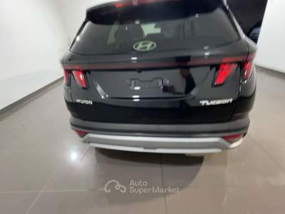 Hyundai Tucson HYUND TUCSON 1.6 CRDI 48V BUSINESS 2WD DCT Tucson 1.6 crdi 48V Business 2wd dct Nero usata Roma