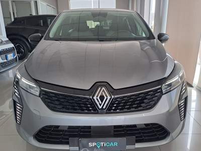 Renault Clio 1.0 Benzina 65 CV Evolution 2024 Grigio usata Parete
