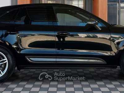 Porsche Macan Porsche Macan T III Gen. Panorama Bose Camera PASM 265cv Nero usata Roma