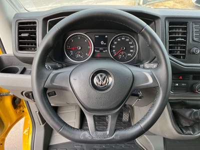 Volkswagen Crafter 2.0 TDI L3H3 Passo Medio Tetto Alto Giallo usata Trevenzuolo