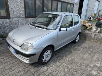 Fiat 600 fiat 600 del 2008 prezzo 2200 con passaggio Grigio usata Saronno