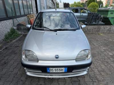 Fiat 600 fiat 600 del 2008 prezzo 2200 con passaggio Grigio usata Saronno