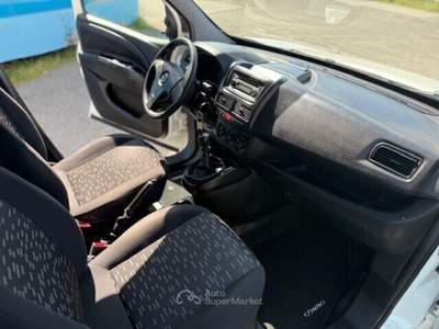 Opel Combo passo lungo tetto alto Bianco usata SAN MINIATO
