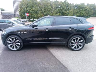 Jaguar F-Pace AWD aut. R-Sport Nero usata Roma
