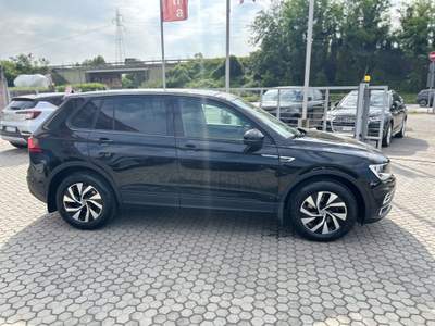 Volkswagen Tiguan Tiguan II 2016 1.4 tsi Business 125cv Nero usata Rezzato