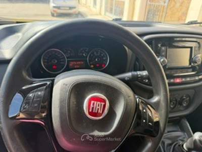 Fiat Doblò La praticità che fa la differenza Giallo usata Nardò