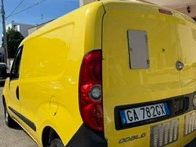 Fiat Doblò La praticità che fa la differenza Giallo usata Nardò