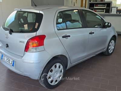 Toyota Yaris 1.0 Benzina Unicoproprietario usata Villa di Tirano