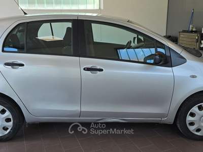 Toyota Yaris 1.0 Benzina Unicoproprietario usata Villa di Tirano