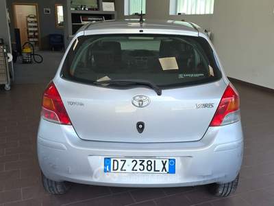 Toyota Yaris 1.0 Benzina Unicoproprietario usata Villa di Tirano