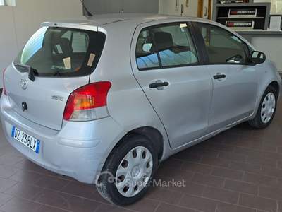 Toyota Yaris 1.0 Benzina Unicoproprietario usata Villa di Tirano