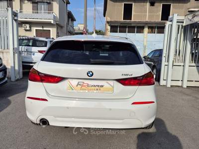BMW Serie 1 116d 116 116d 5p. Business Advantage Bianco usata Sant'Egidio del Monte Albino
