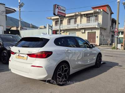 BMW Serie 1 116d 116 116d 5p. Business Advantage Bianco usata Sant'Egidio del Monte Albino
