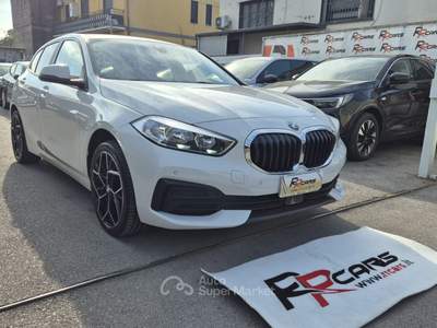 BMW Serie 1 116d 116 116d 5p. Business Advantage Bianco usata Sant'Egidio del Monte Albino