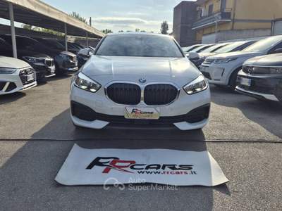 BMW Serie 1 116d 116 116d 5p. Business Advantage Bianco usata Sant'Egidio del Monte Albino
