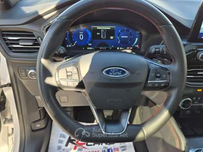 Ford Kuga EcoBlue 120 CV aut. 2WD ST-Line X Bianco usata Sant'Egidio del Monte Albino