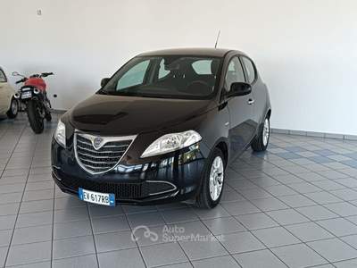 Lancia Ypsilon 5 porte Platinum Nero usata Galatina