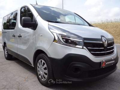 Renault Trafic 2.0dci 8p. Passo Corto GARANZIA,km certificati REN Argento usata CADONEGHE