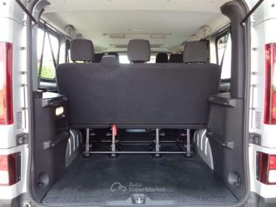 Renault Trafic 2.0dci 8p. Passo Corto GARANZIA,km certificati REN Argento usata CADONEGHE