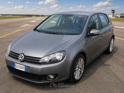 Volkswagen Golf 5p. Comfortline usata San Fermo della Battaglia