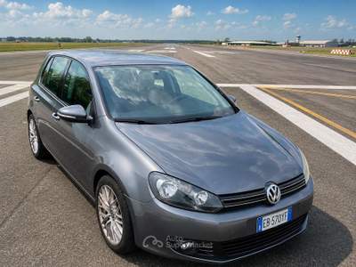 Volkswagen Golf 5p. Comfortline usata San Fermo della Battaglia