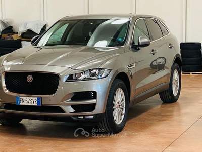 Jaguar F-Pace AWD Prestige usata San Fermo della Battaglia