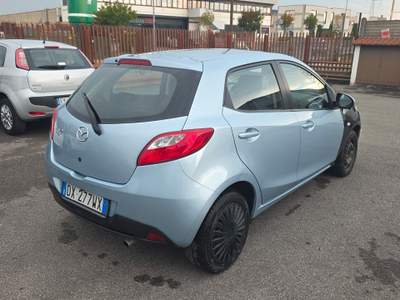 Mazda 2 5p. NEOPATENTATI OK Blu/Azzurro usata Bussolengo