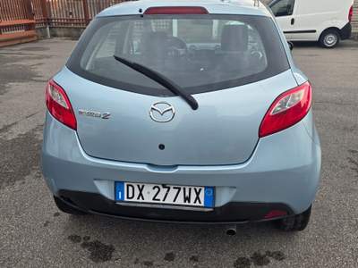 Mazda 2 5p. NEOPATENTATI OK Blu/Azzurro usata Bussolengo