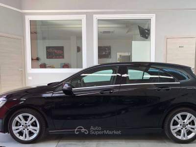 Mercedes-Benz Classe A Classe A - W176 d Executive my16 * TAGLIANDI UFFICIALI* Nero usata Gorgonzola