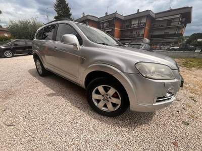 Chevrolet Captiva VCDi 2WD Grigio usata Perugia