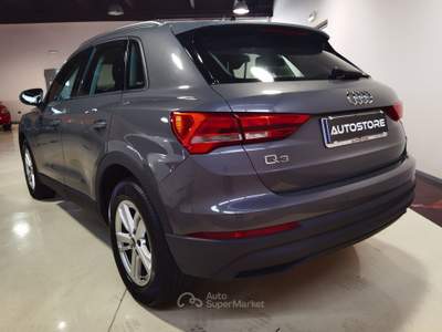 Audi Q3 S tronic Business Sport Grigio usata Galatina