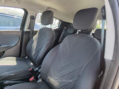 Lancia Ypsilon 5 p. Hybrid Gold Nero usata Galatina