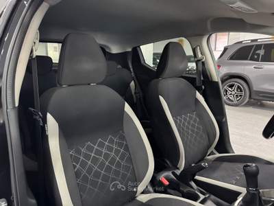 Nissan Micra 1.0 N-Design 92cv Nero usata Pozzuoli